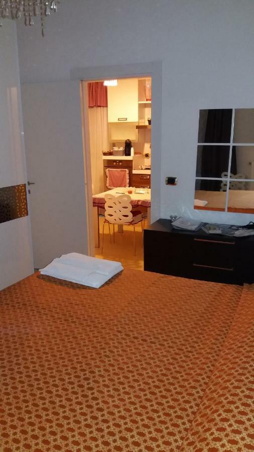 San Sebastiano Apartment Bari Buitenkant foto
